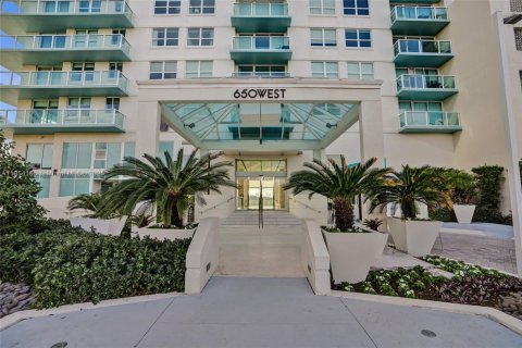 Купить кондоминиум в Майами-Бич, Флорида 3 спальни, 110.65м2, № 1962504 - фото 25