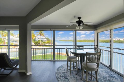 Condominio en alquiler en Sarasota, Florida, 3 dormitorios, 170.48 m2 № 914807 - foto 21