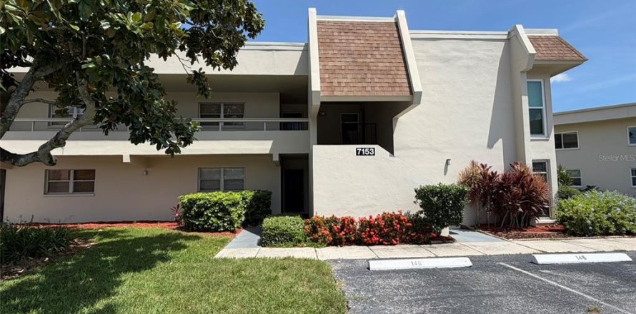 Condo in Sarasota, Florida, 2 bedrooms  № 2150999