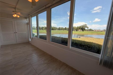 Condo in Sarasota, Florida, 2 bedrooms  № 2150999 - photo 16