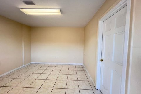 Immobilier commercial à louer à Mount Dora, Floride: 260.13 m2 № 2148048 - photo 17
