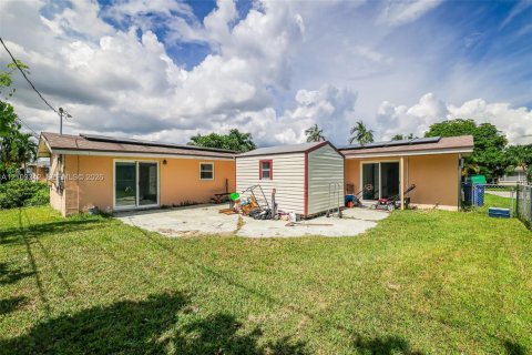 Villa ou maison à vendre à Miramar, Floride: 3 chambres, 123.37 m2 № 2411974 - photo 29