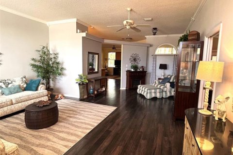 House in Hudson, Florida 3 bedrooms, 179.21 sq.m. № 2166756 - photo 10
