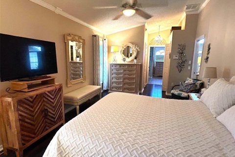 House in Hudson, Florida 3 bedrooms, 179.21 sq.m. № 2166756 - photo 15