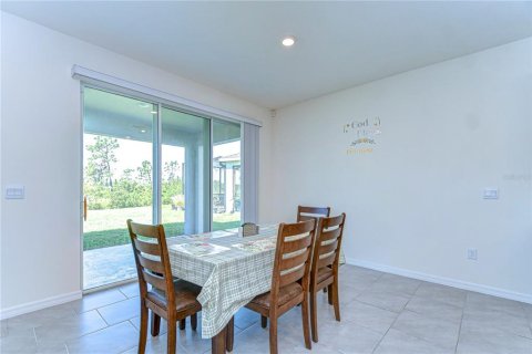 House in Wesley Chapel, Florida 4 bedrooms, 256.04 sq.m. № 1720456 - photo 19