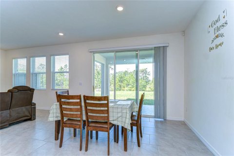 House in Wesley Chapel, Florida 4 bedrooms, 256.04 sq.m. № 1720456 - photo 18