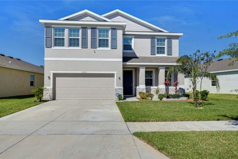House in Wesley Chapel, Florida 4 bedrooms, 256.04 sq.m. № 1720456 - photo 4