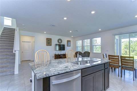 House in Wesley Chapel, Florida 4 bedrooms, 256.04 sq.m. № 1720456 - photo 20