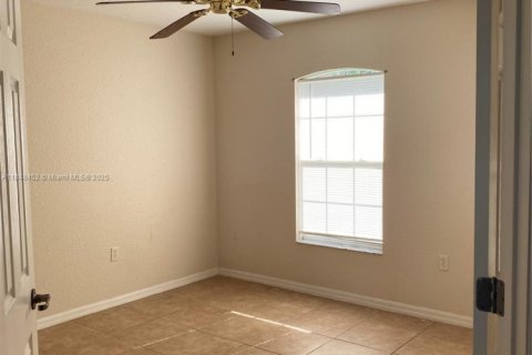 Villa ou maison à louer à Ocala, Floride: 3 chambres № 1848787 - photo 15