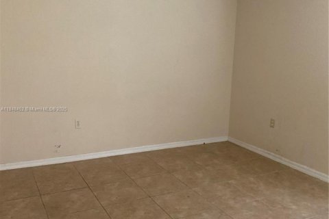 Villa ou maison à louer à Ocala, Floride: 3 chambres № 1848787 - photo 17