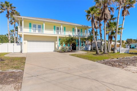 Villa ou maison à vendre à New Smyrna Beach, Floride: 5 chambres, 432.18 m2 № 1786042 - photo 1