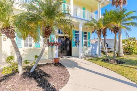 Villa ou maison à vendre à New Smyrna Beach, Floride: 5 chambres, 432.18 m2 № 1786042 - photo 17