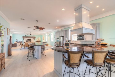 Villa ou maison à vendre à New Smyrna Beach, Floride: 5 chambres, 432.18 m2 № 1786042 - photo 24