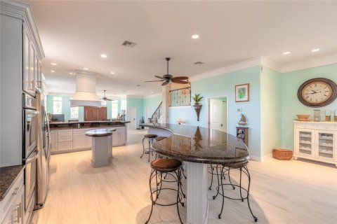 Villa ou maison à vendre à New Smyrna Beach, Floride: 5 chambres, 432.18 m2 № 1786042 - photo 4
