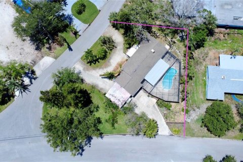 House in Gulfport, Florida 3 bedrooms, 126.53 sq.m. № 1807466 - photo 7
