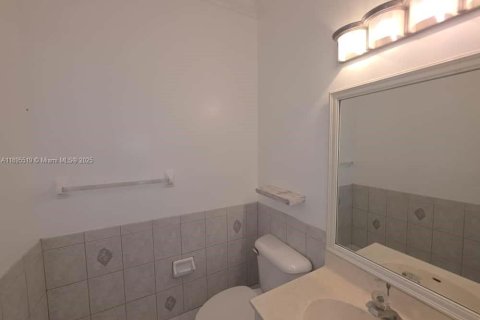 Снять в аренду виллу или дом в Пемброк-Пайнс, Флорида 4 спальни, 205.59м2, № 1952960 - фото 14