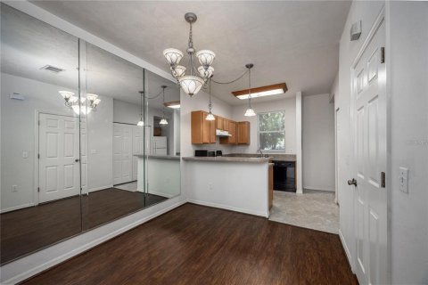 Copropriété à vendre à Gainesville, Floride: 2 chambres, 103.49 m2 № 2142160 - photo 9