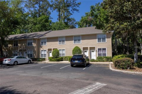 Condo à Gainesville, Floride, 2 chambres  № 2142160