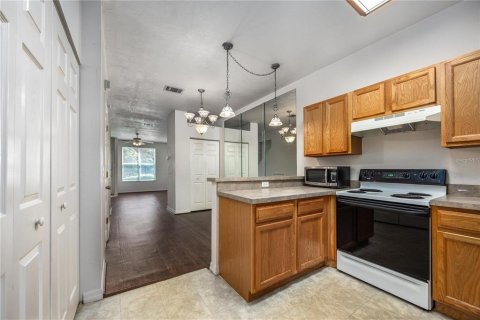 Copropriété à vendre à Gainesville, Floride: 2 chambres, 103.49 m2 № 2142160 - photo 14