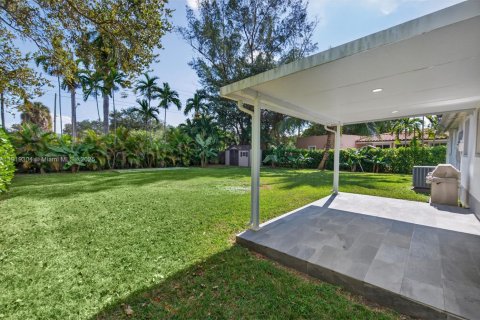 Villa ou maison à vendre à South Miami, Floride: 3 chambres, 118.36 m2 № 1974728 - photo 11