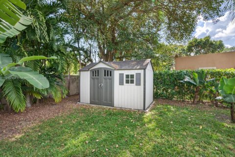 Villa ou maison à vendre à South Miami, Floride: 3 chambres, 118.36 m2 № 1974728 - photo 13