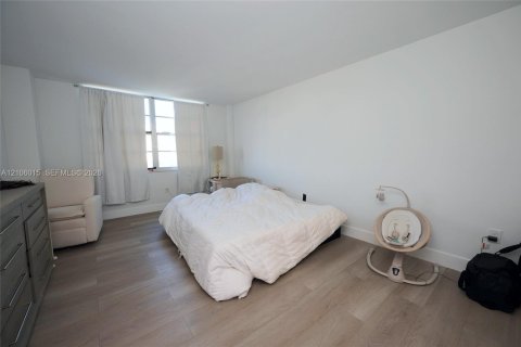Copropriété à vendre à Aventura, Floride: 2 chambres, 113.34 m2 № 2414306 - photo 11