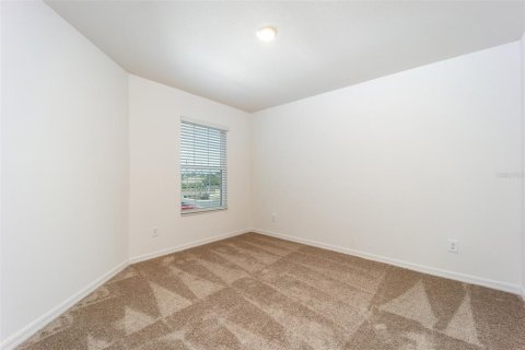Touwnhouse à vendre à Dundee, Floride: 3 chambres, 160.81 m2 № 1825211 - photo 13