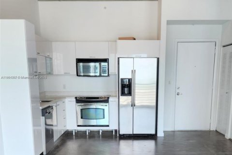 Copropriété à louer à Miami, Floride: 1 chambre, 60.48 m2 № 1956789 - photo 4