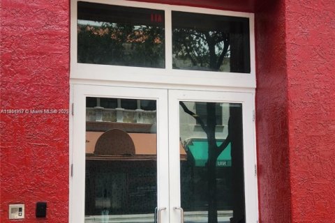 Copropriété à louer à Miami, Floride: 1 chambre, 60.48 m2 № 1956789 - photo 1