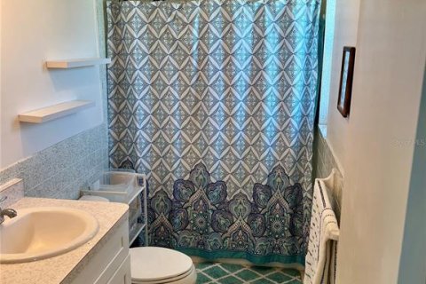 Condo in New Port Richey, Florida, 2 bedrooms  № 1870222 - photo 19