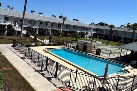 Condo in New Port Richey, Florida, 2 bedrooms  № 1870222 - photo 7
