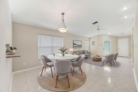 Casa en venta en Riverview, Florida, 3 dormitorios, 120.4 m2 № 2313058 - foto 5