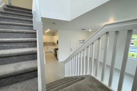 House in Homestead, Florida 4 bedrooms, 226.59 sq.m. № 1950987 - photo 7