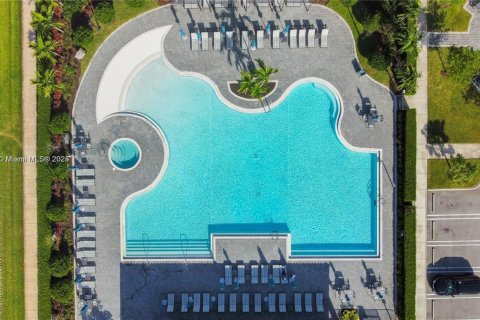 House in Homestead, Florida 4 bedrooms, 226.59 sq.m. № 1950987 - photo 25