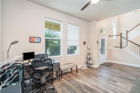 House in Apollo Beach, Florida 4 bedrooms, 299.24 sq.m. № 1906027 - photo 4
