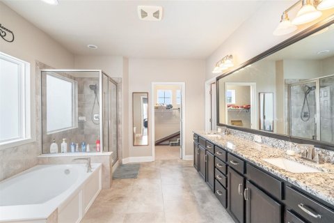 House in Apollo Beach, Florida 4 bedrooms, 299.24 sq.m. № 1906027 - photo 15