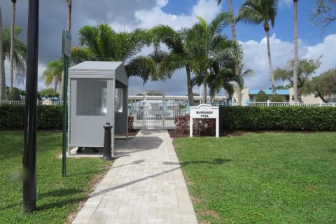 Condo in Delray Beach, Florida, 2 bedrooms  № 2088298 - photo 17