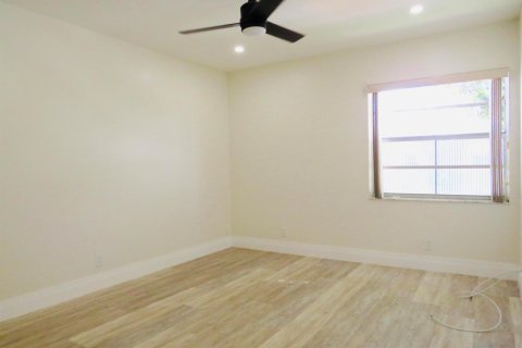 Condo in Delray Beach, Florida, 2 bedrooms  № 2088298 - photo 14