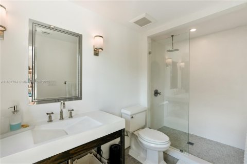 Villa ou maison à louer à Key Biscayne, Floride: 5 chambres, 340.12 m2 № 1959738 - photo 12