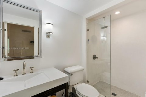 Villa ou maison à louer à Key Biscayne, Floride: 5 chambres, 340.12 m2 № 1959738 - photo 11