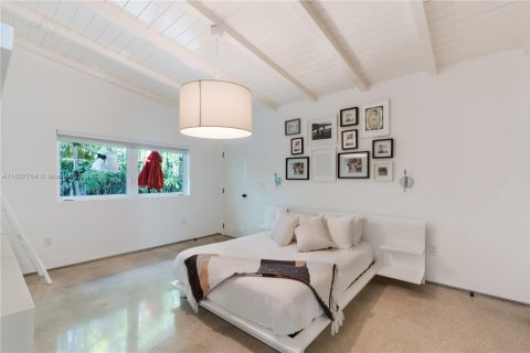 Villa ou maison à louer à Key Biscayne, Floride: 5 chambres, 340.12 m2 № 1959738 - photo 9