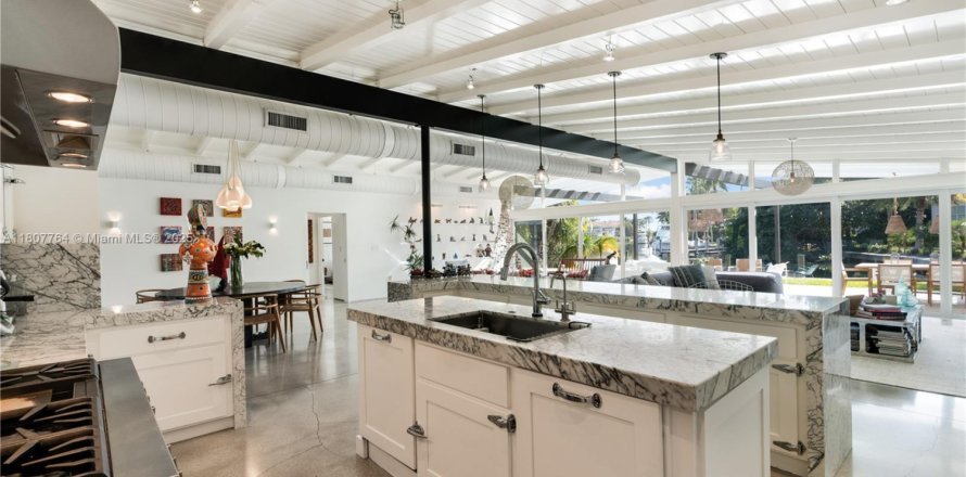 Villa ou maison à Key Biscayne, Floride 5 chambres, 340.12 m2 № 1959738
