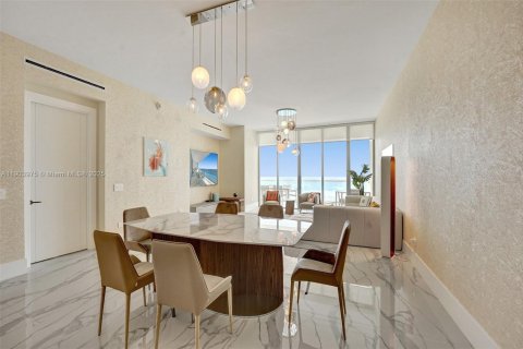 Condo in Sunny Isles Beach, Florida, 3 bedrooms  № 1954834 - photo 14