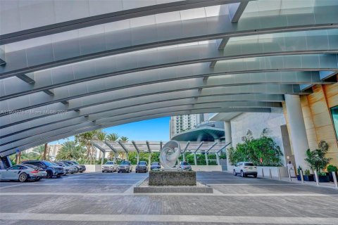 Condo in Sunny Isles Beach, Florida, 3 bedrooms  № 1954834 - photo 3