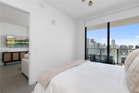 Снять в аренду кондоминиум в Майами, Флорида 2 спальни, 81.57м2, № 2028590 - фото 14