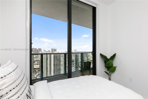 Снять в аренду кондоминиум в Майами, Флорида 2 спальни, 81.57м2, № 2028590 - фото 18