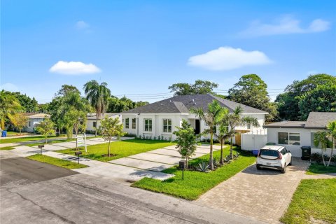 Commercial property in Fort Lauderdale, Florida 294.13 sq.m. № 1971505 - photo 3