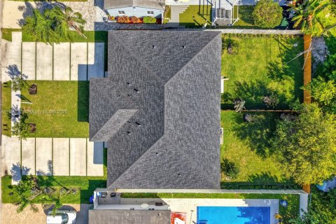 Commercial property in Fort Lauderdale, Florida 294.13 sq.m. № 1971505 - photo 5