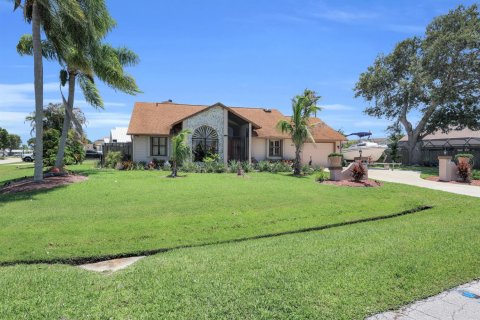 Casa en venta en Port St. Lucie, Florida, 3 dormitorios, 138.61 m2 № 2177196 - foto 3