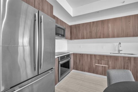 Купить кондоминиум в Авентура, Флорида 1 спальня, 85.47м2, № 2089213 - фото 5